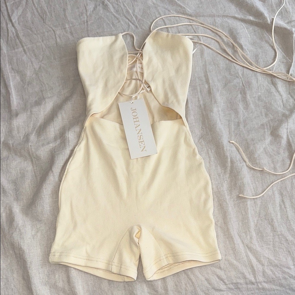 Johansen Cream Romper NWT XXS